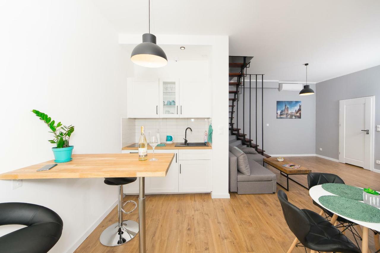 Blue Old Town Air Condition P4you Pl Apartament